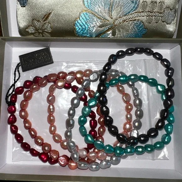 Honora Pearl Bracelet Set - New!! - Picture 2 of 3